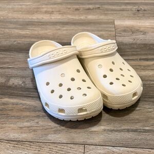 CROCS white